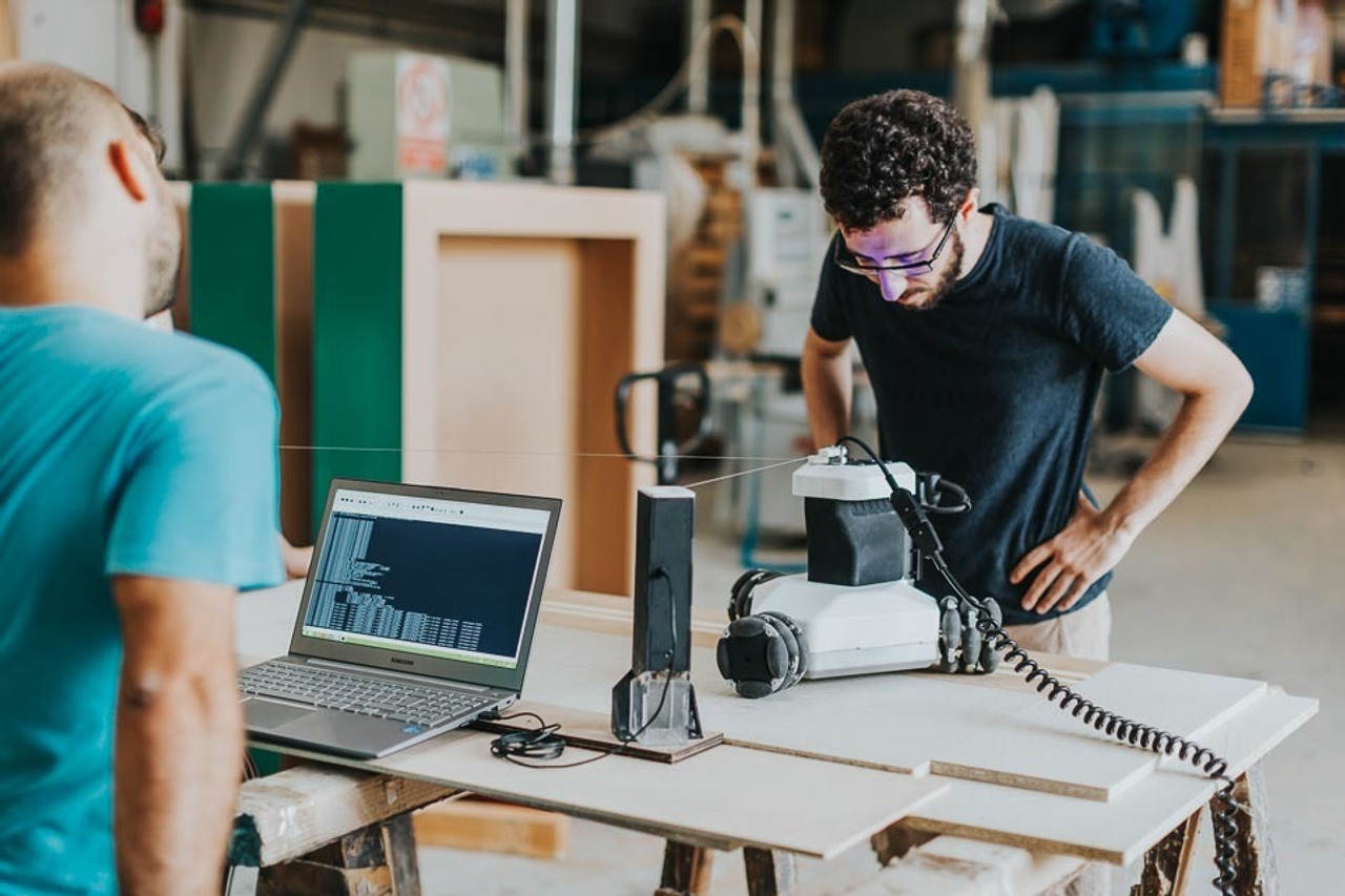 opendesk blog goliath cnc a robotic tool for every workshop body image 02082017 GOLIATH SKATE 052