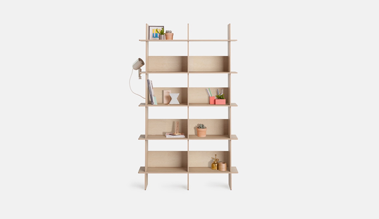 Linnea Bookshelf